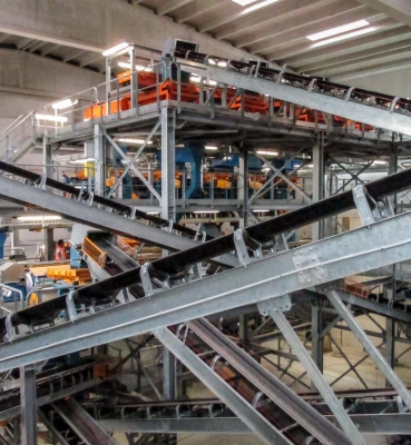 Asti – Impianto selezione del vetro da raccolta differenziata